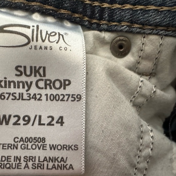Silver Jeans crop distressed denim Size 29 - Picture 4 of 10